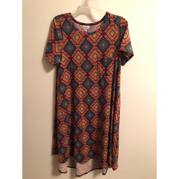 Lularoe Carly - Picture 1 of 3